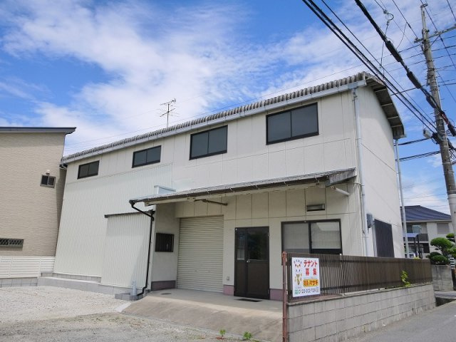 神殿町事務所倉庫の外観