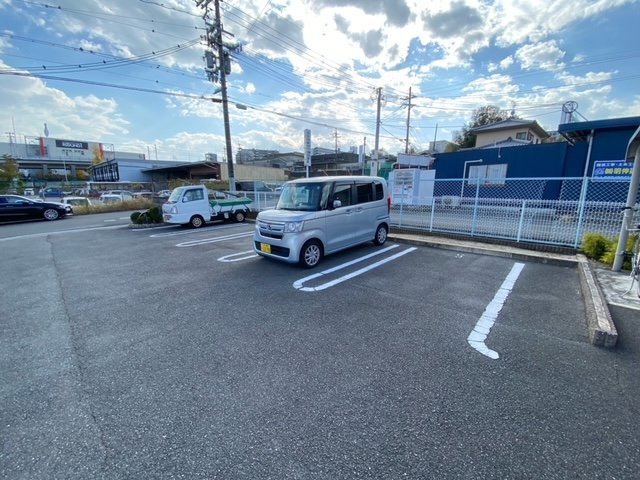 サザンクロスⅡの駐車場