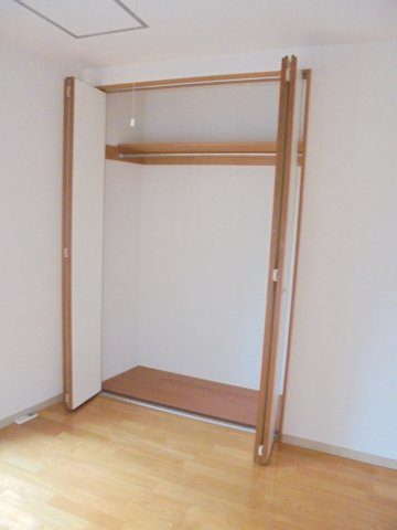 山崎ビルの収納