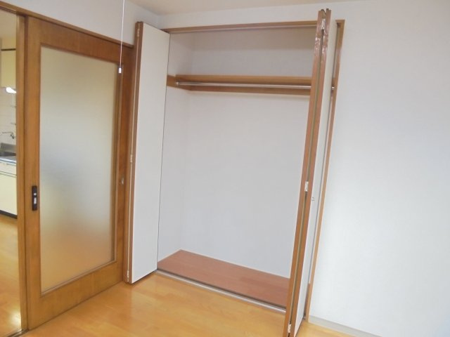 山崎ビルの収納