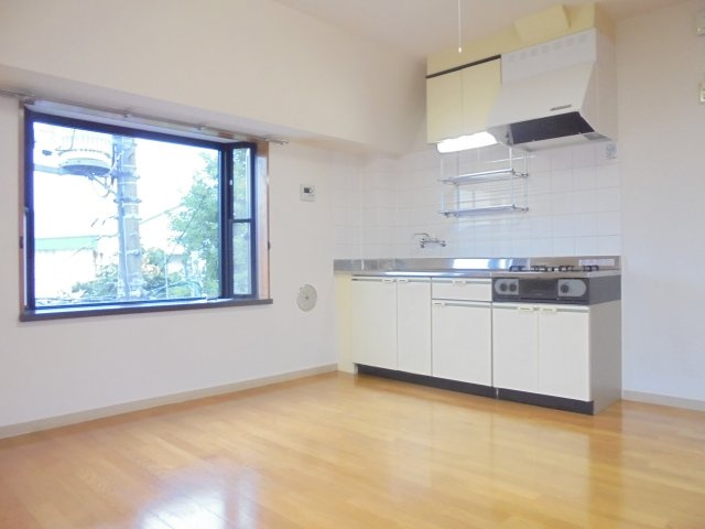 山崎ビルの居間・リビング