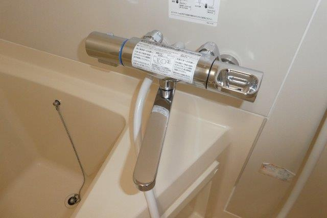 フレグランス福島Ｄの浴室|サーモスタッド付き水栓