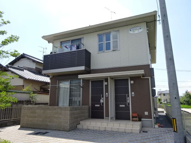 倉敷市中庄のアパートの外観