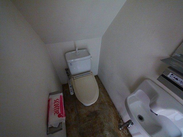 プラザ藤の木のトイレ|店舗内のトイレです