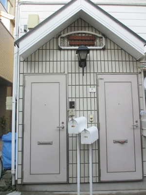 【エントランス】 | ケープコッド北沢