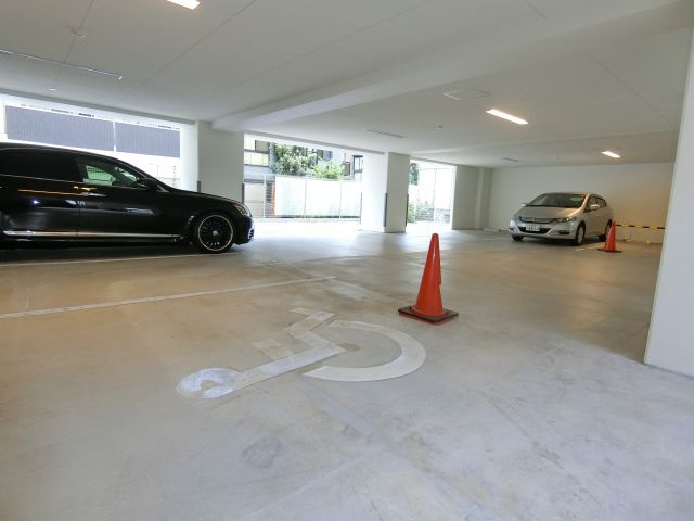 【駐車場】 | リンデンプラザ心斎橋
