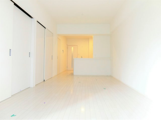 【居間・リビング】 | リンデンプラザ心斎橋