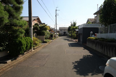 【前面道路含む現地写真】 | 大津市仰木の里６丁目12-5　中古戸建