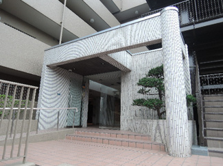 【エントランス】
