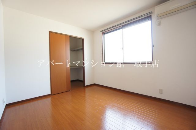 メイハウスの寝室