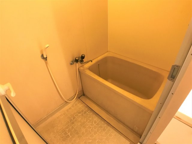 メゾン島田の浴室
