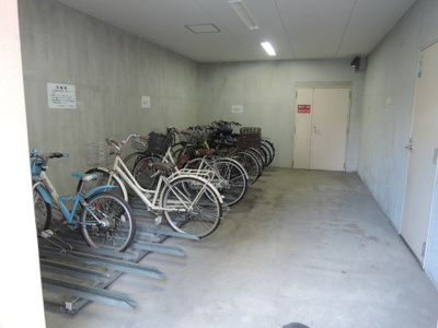 【その他共用部分】 | リブゼ横浜サザンピアリ | 駐輪場