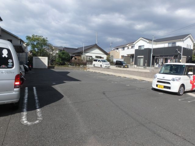 パルレの駐車場