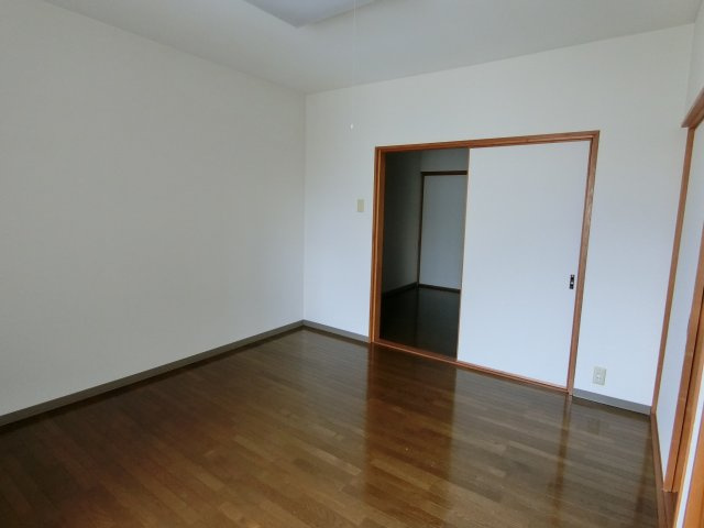 スカイハイツの洋室