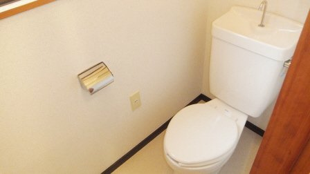 第２梨本マンションのトイレ|キレイなトイレです