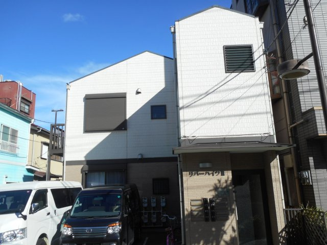 リバーハイツⅡの外観