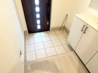 【玄関】 | 岡本1丁目戸建