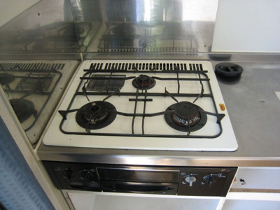 【キッチン】 | やませ | 3口ガスコンロ完備