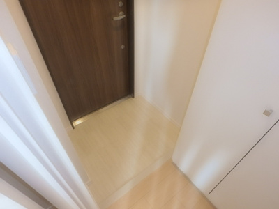 【玄関】 | メゾン・イセキス甲子園口