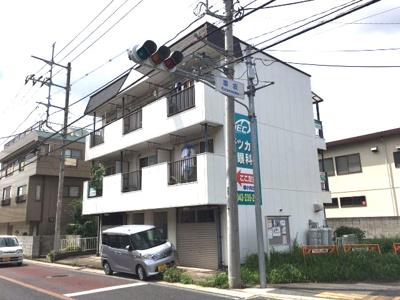 【外観】 | スカイハイツ | 賃貸マンションの１階です。