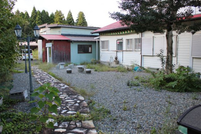 【外観】 | 高島市マキノ町寺久保　ペンション | 敷地内スペース