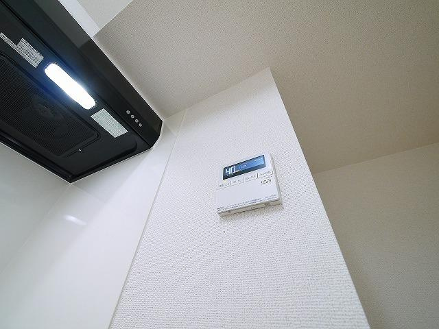 ステラの設備|給湯リモコンです
