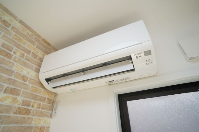 ONLYONE宝塚山本Ⅰの設備|エアコン1基ついてます
