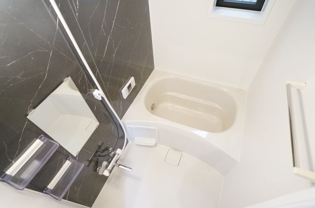 ONLYONE宝塚山本Ⅰの浴室