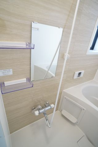 ONLYONE宝塚山本Ⅰの浴室