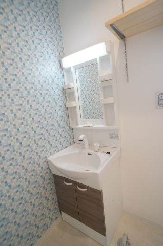 ONLYONE宝塚山本Ⅰの洗面所