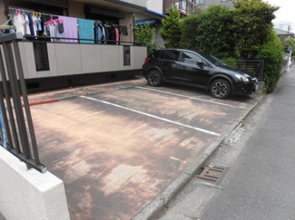 【駐車場】
