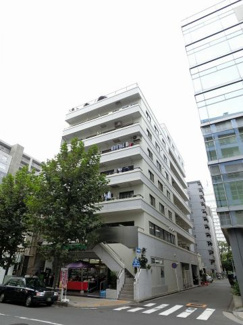 【外観】 | JR根岸線・横浜線「関内」駅徒歩6分、横浜市営地下鉄ブルーライン「伊勢佐木長者町」駅徒歩2分と複数路線利用可能な好立地！