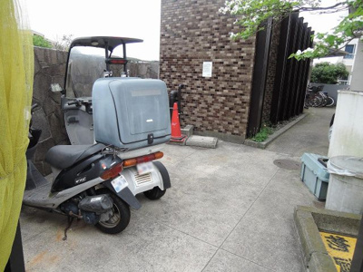 【その他共用部分】 | 山手第3コーポラス | バイク置場