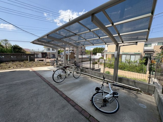虹色の駐車場