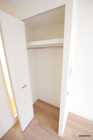 プレサンス梅田北オール　仲介手数料無料の収納