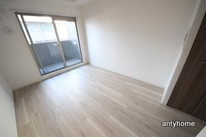 プレサンス梅田北オール　仲介手数料無料の洋室