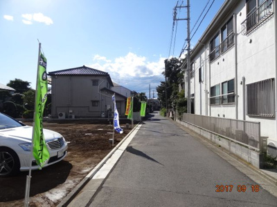【前面道路含む現地写真】 | さいたま市緑区三室　売地広々42坪以上　全4区画