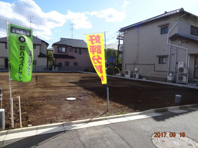 【前面道路含む現地写真】 | さいたま市緑区三室　売地広々42坪以上　全4区画