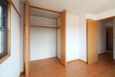 【収納】 | レジデンス・ノヴァB | 寝室にある収納です