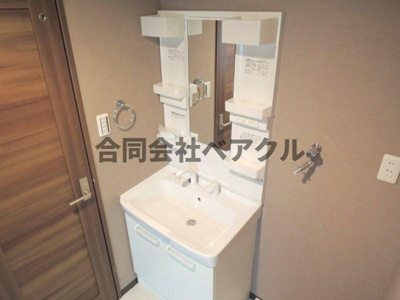 【独立洗面台】 | インサイトコート椥辻 | 独立洗面台、朝の身支度には欠かせません