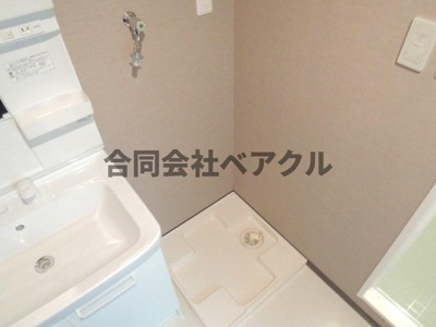 【洗面所】 | インサイトコート椥辻 | 明るい洗面所です