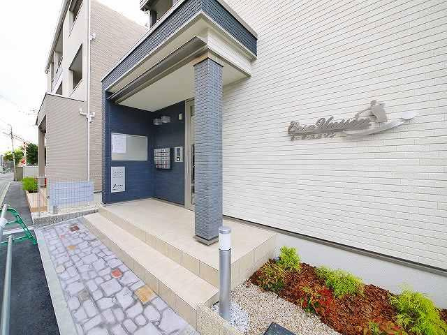 カーサ・ユニゾンのエントランス|清潔なエントランスです