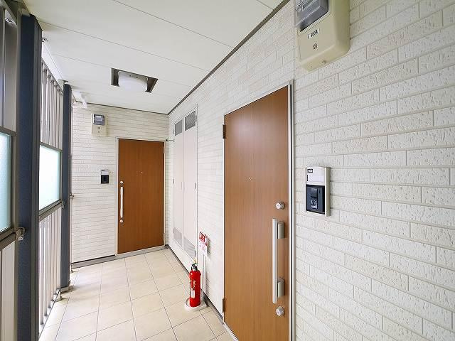 カーサ・ユニゾンのエントランス|建物の内部です