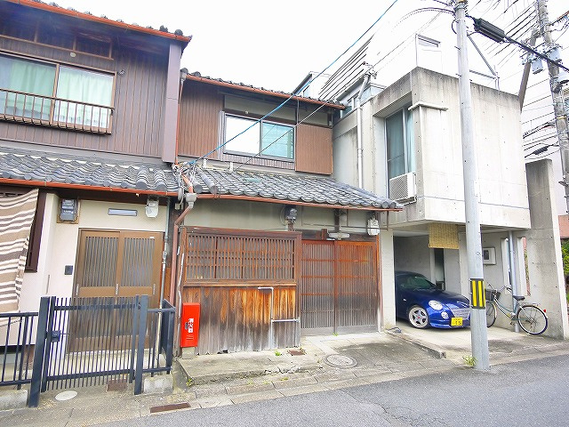 まめやま町屋の外観