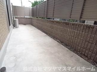 【庭】 | グランドゥール畷