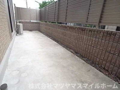 【庭】 | グランドゥール畷