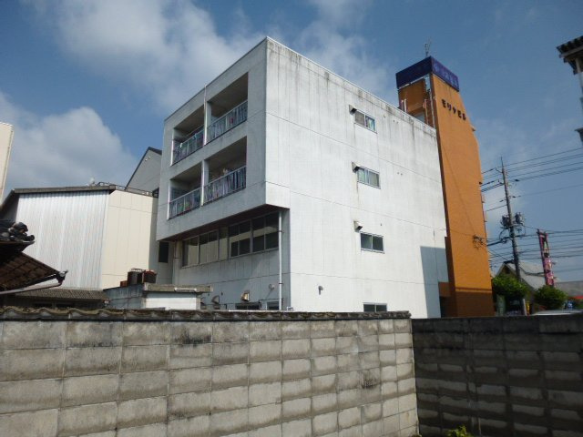 総社市中央１丁目の賃貸マンションの外観