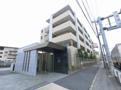 【外観】 | ライフレビュー長津田 | 東急田園都市線「長津田」駅より徒歩8分