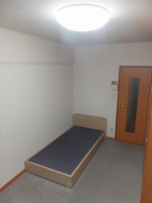 【居間・リビング】 | 行徳エステート  | ※ベットはございません