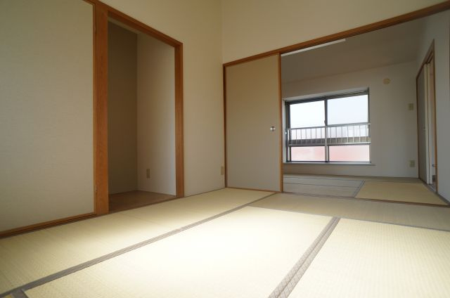 グローバル伊丹の寝室